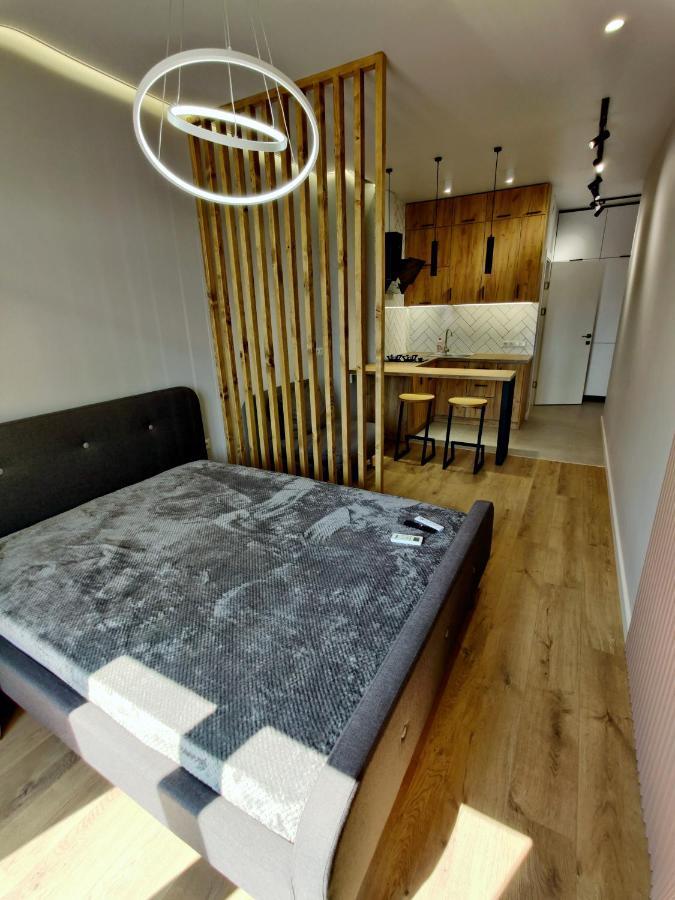 Wood Apartment Odessa Exteriör bild